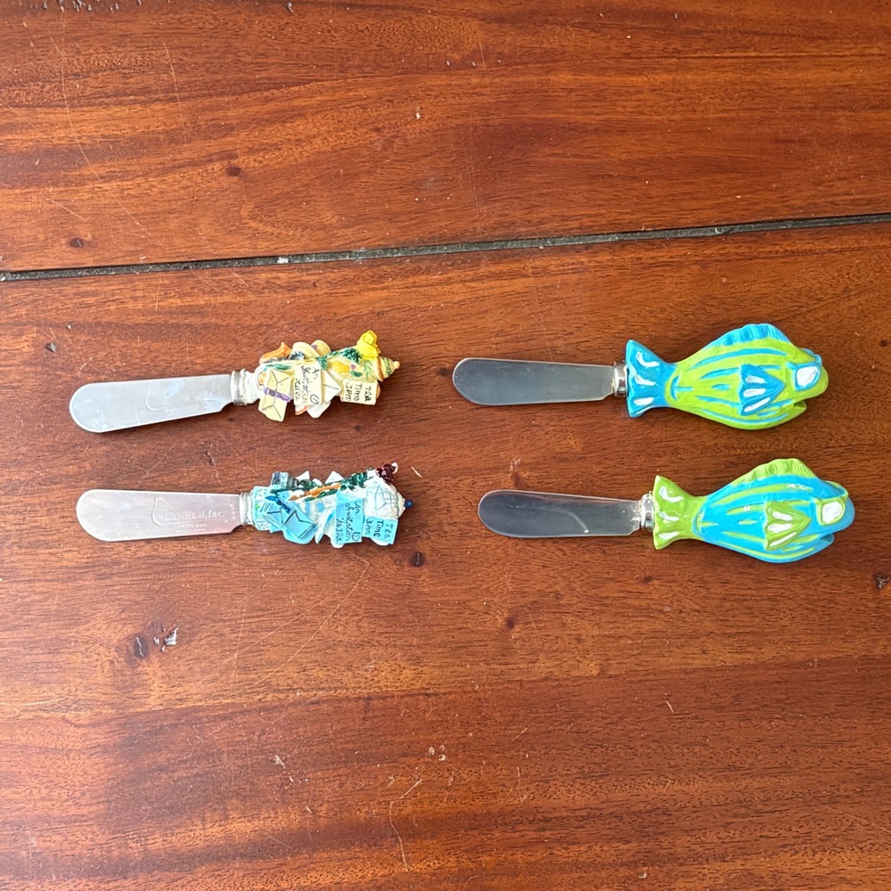 Cardinal Inc Stainless Steel‎ Cheese Spreaders 2 Tropical Fish, 2 Tea Time Resin